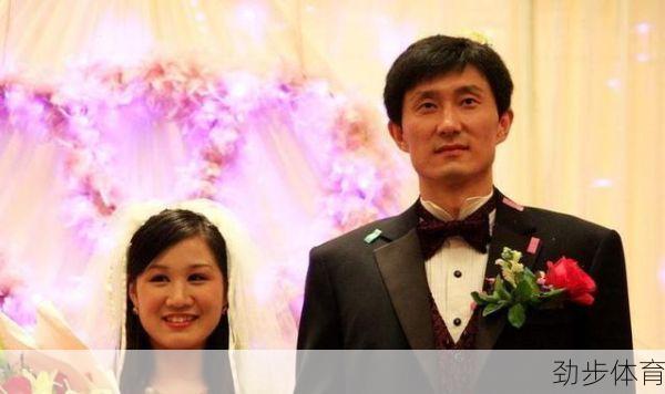 杜锋老婆图片大全(杜锋老婆江涛个人资料简介)